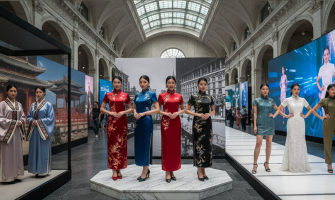Chinese Qipao History: From Ancient Manchu Robes to Global Fashion Icon