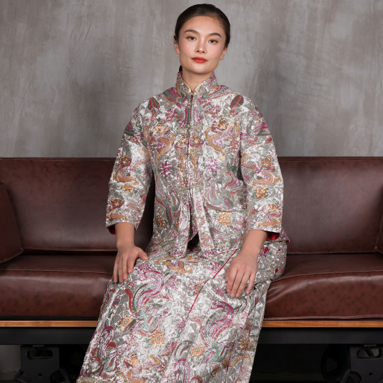 Lavish Qua Huang (褂皇) 