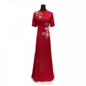 Short Sleeve Red Bridal Qipao with Golden Floral Applique